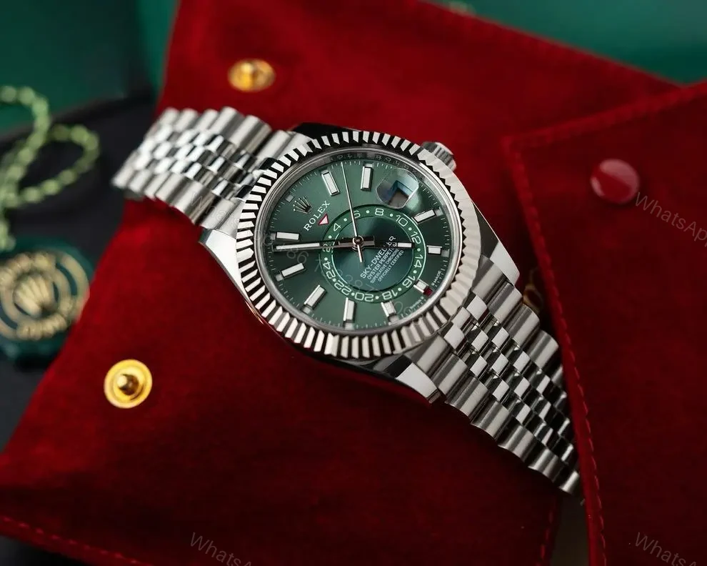 View 5 of Rolex Green Dial