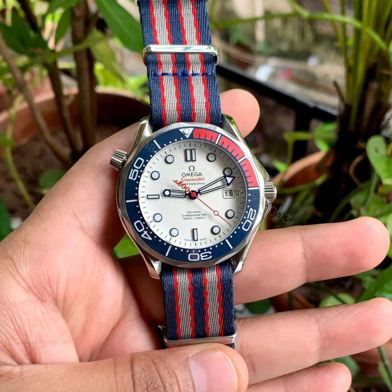 Omega Seamaster Commander 007 Blue-Red (Automatic 41mm) — view 1
