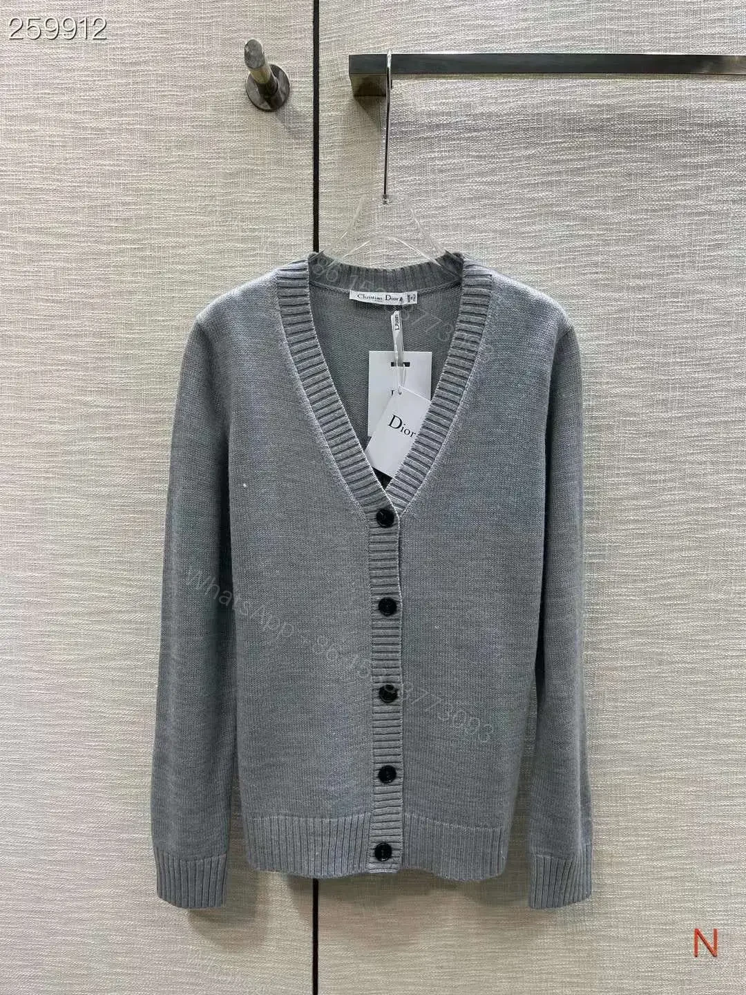 DIOR — view 1