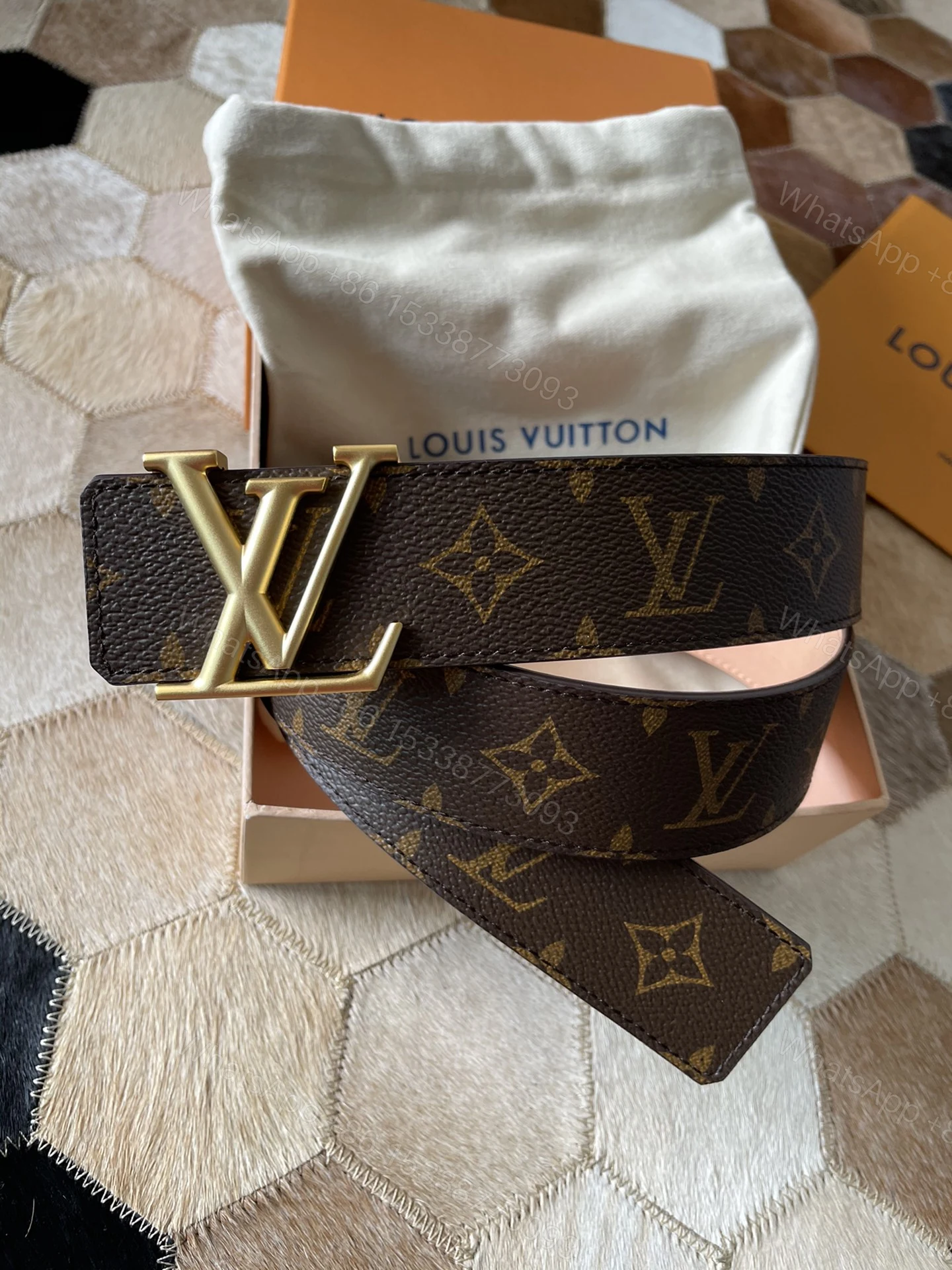 LV 一比一 男款 棕色棋盤格皮帶 簡約潮流百搭款 — view 1
