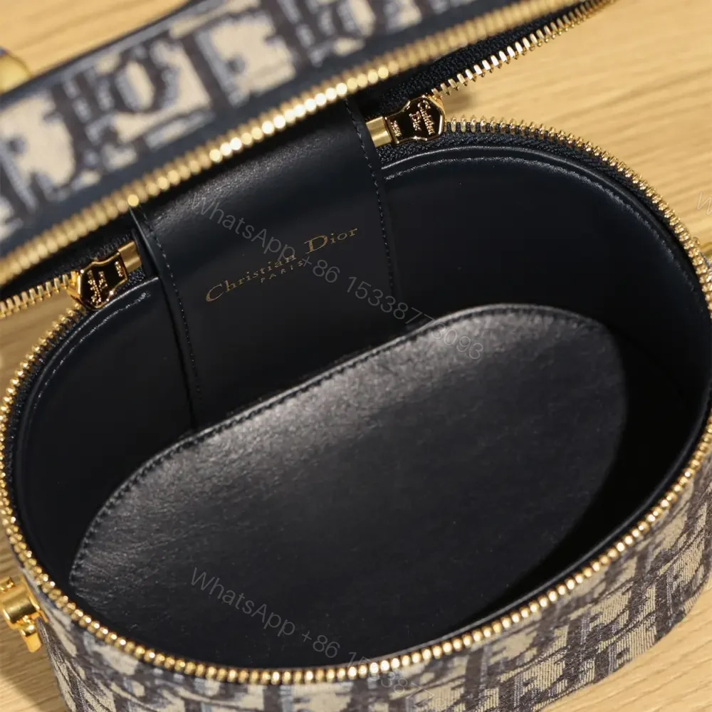 View 9 of 高仿Dior*SignatureVanity系列盒子包免檢版