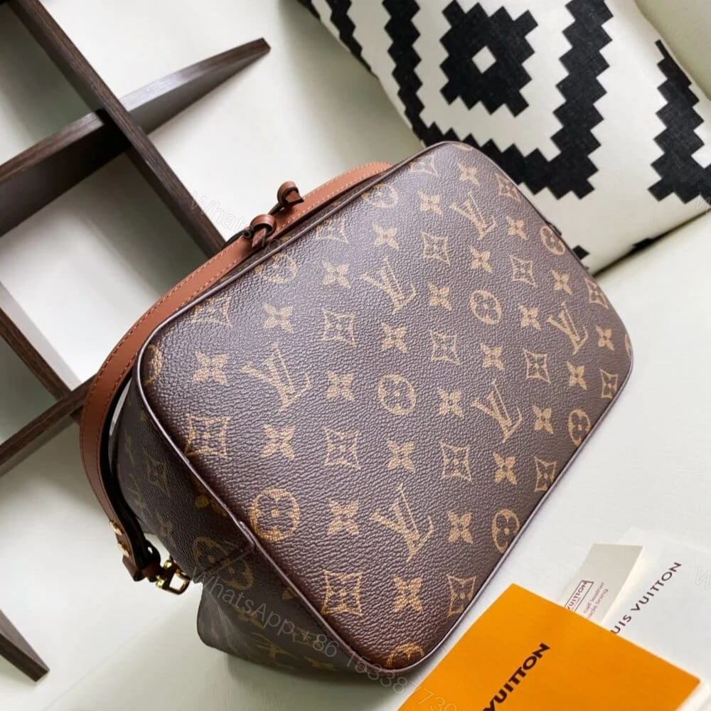 View 7 of Louis Vuitton Neonoe MM Brown 26Cm M44887