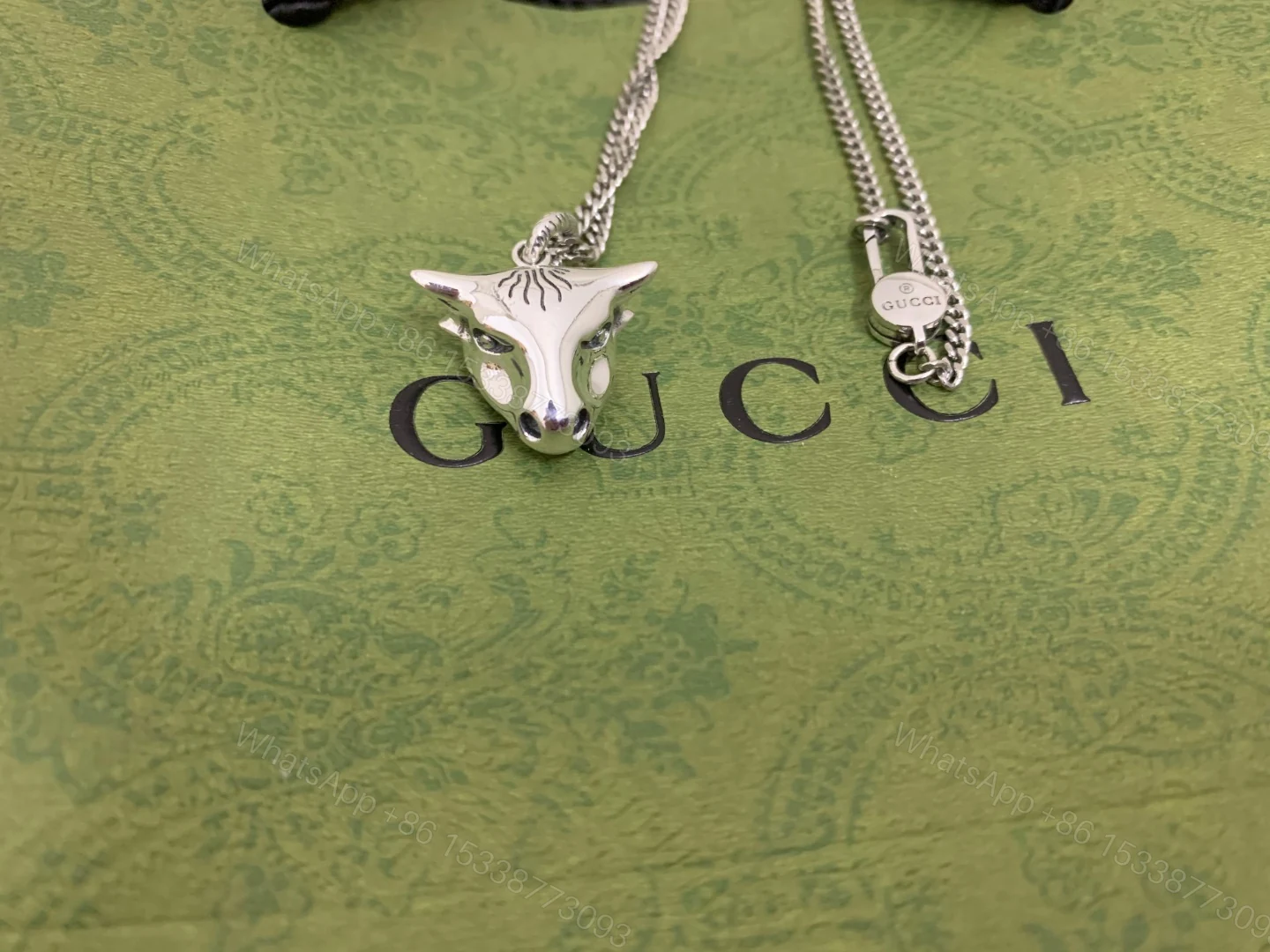 View 2 of EN – Lux Gucci Necklaces 014