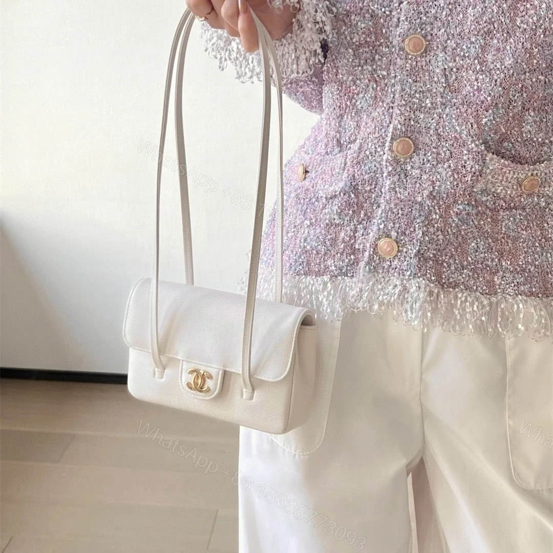 View 21 of 高仿Chanel*26P系列AP5068小牛皮單肩包白色Mini免檢版