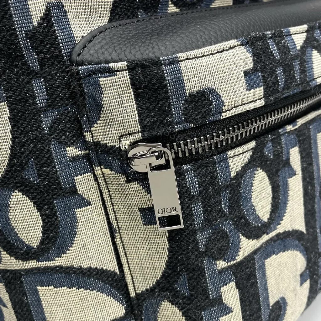 View 4 of Structured Signature Geometric Backpack