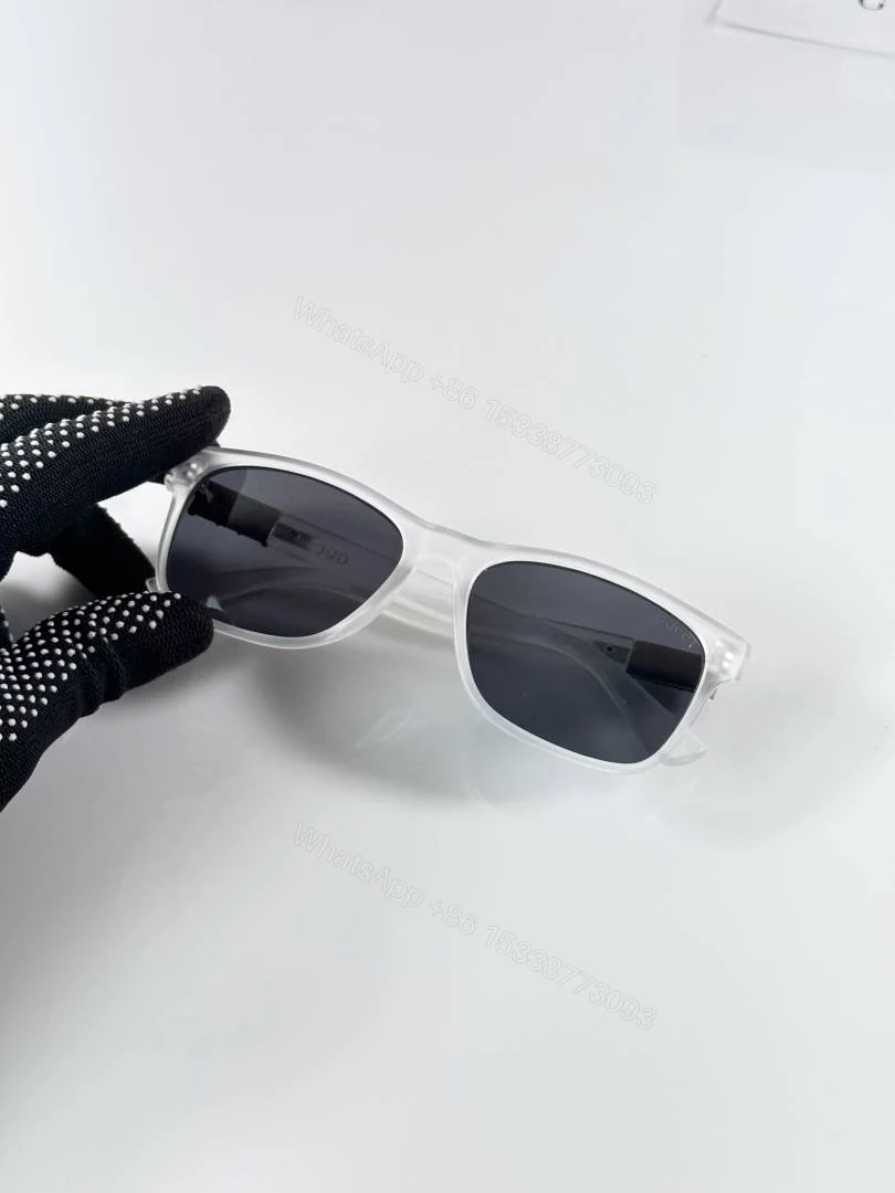 View 3 of First Copy Gucci 8081 Ice Black Sunglasses