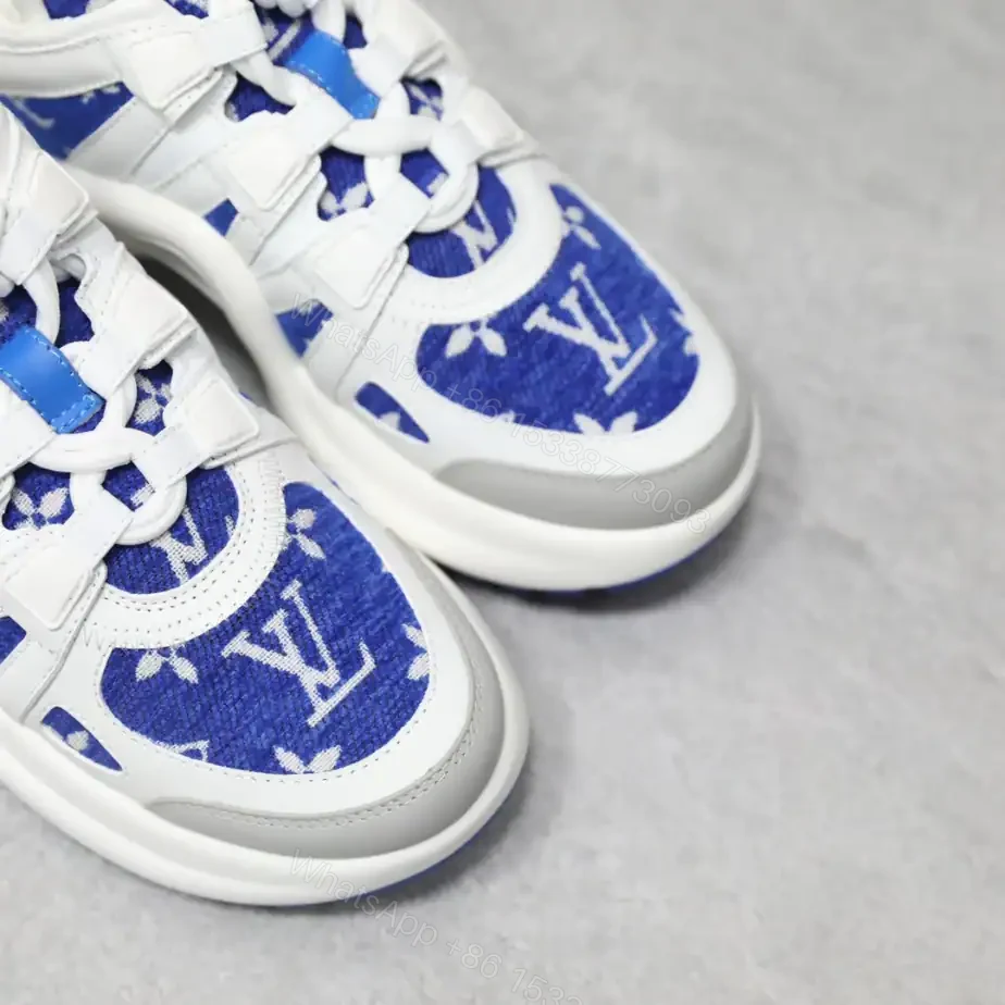 View 4 of LV ARCHLIGHT SNEAKER – LSVM022