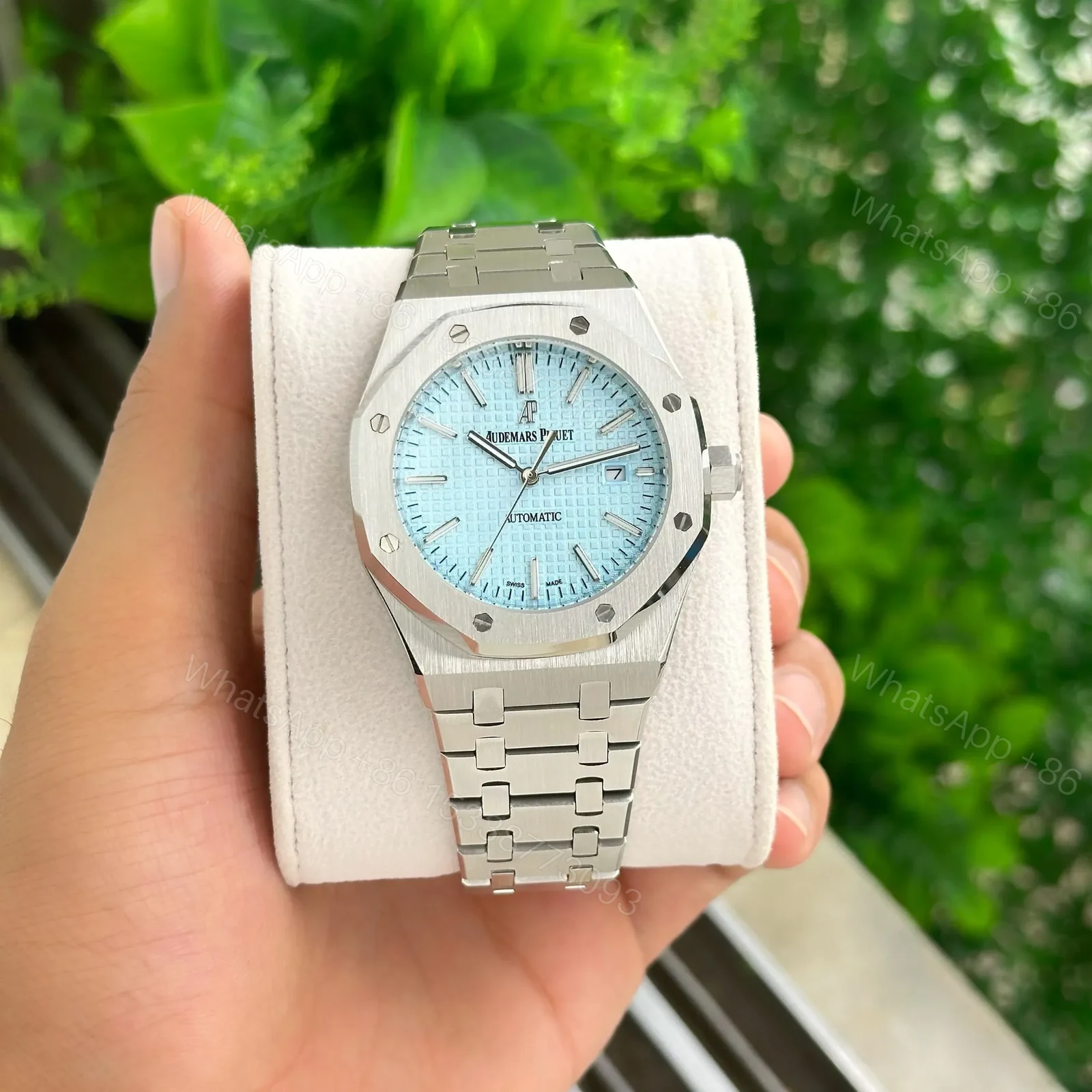 View 3 of Audemars Piguet Royal Oak Automatic Tiffany Blue