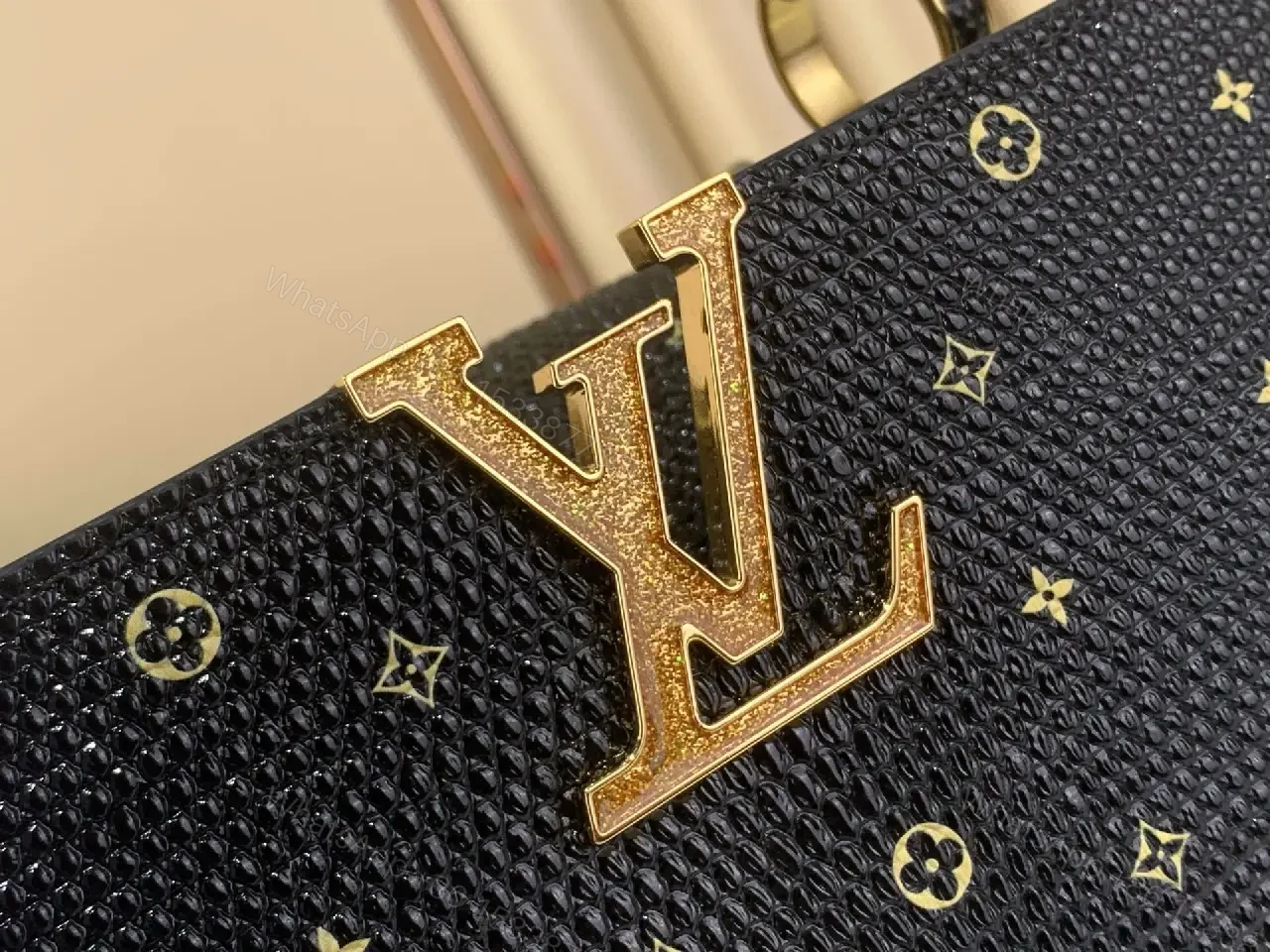 View 9 of Pebble-Grain Starry Handbag: Compact Luxe Crossbody Bag