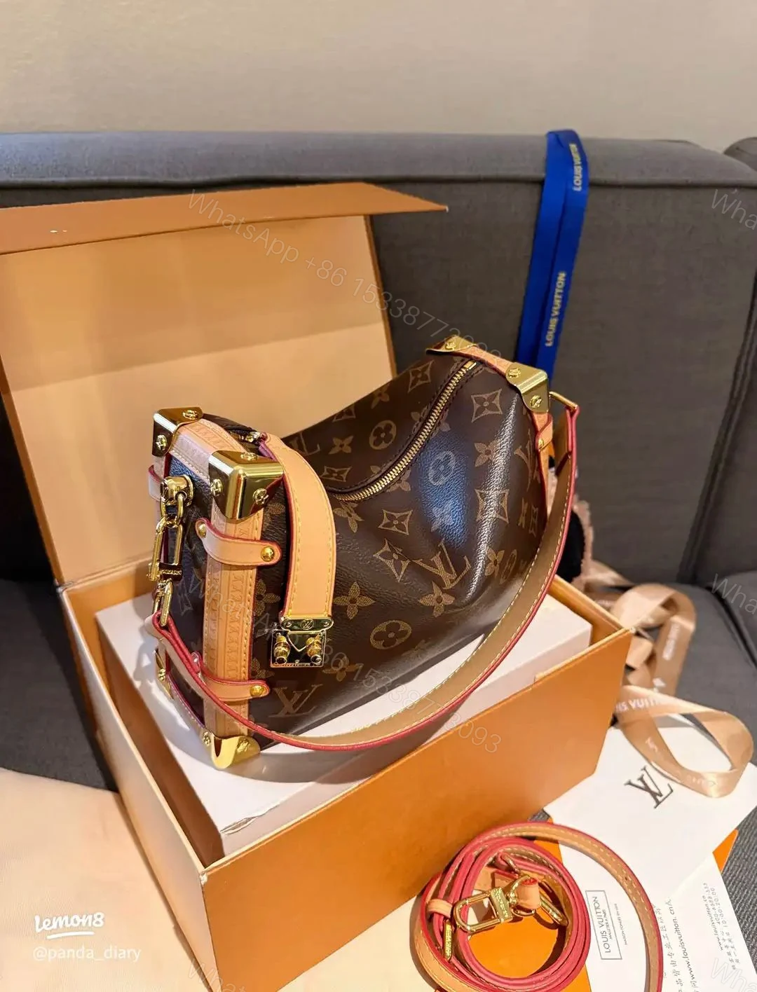View 8 of FIRST COPY LOUIS VUITTON MM MONOGRAM GIFT SET COMBO