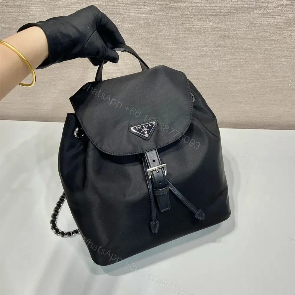 View 6 of 高仿Prada中古背包1BZ831黑色小號免檢版