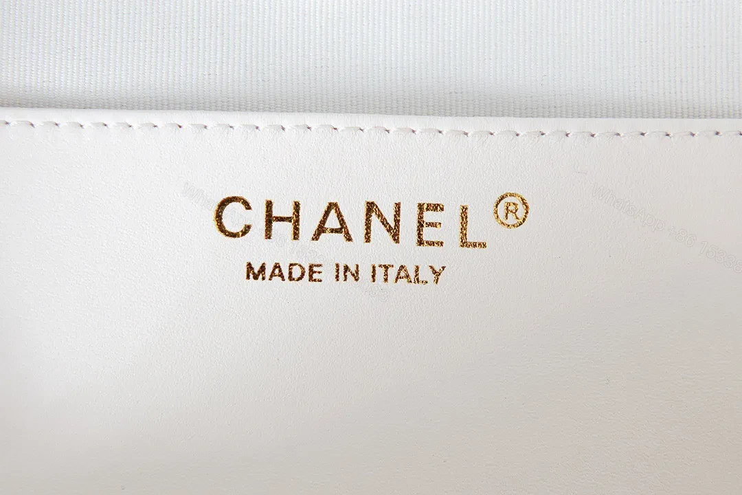 View 3 of Chanel The One Like Auth Handbags Smooth Leather Heart-Pattern Milk Lock Gold 16.5x18x6.5cm
