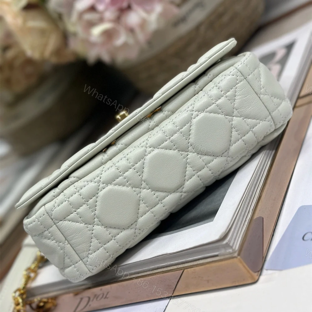 View 5 of 高仿Dior*Caro系列M9241M35U小牛皮鏈條包白色小號免檢版
