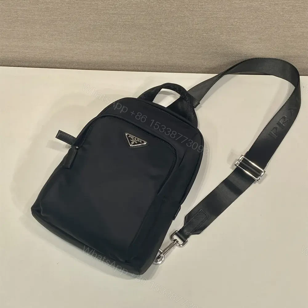 View 4 of 高仿Prada*RE-Nylon系列2VZ116尼龍男士胸包黑色免檢版