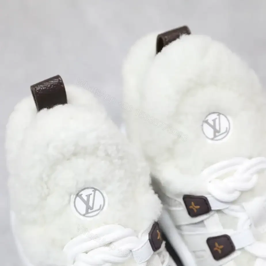 View 9 of LV ARCHLIGHT SNEAKER – LSVM011