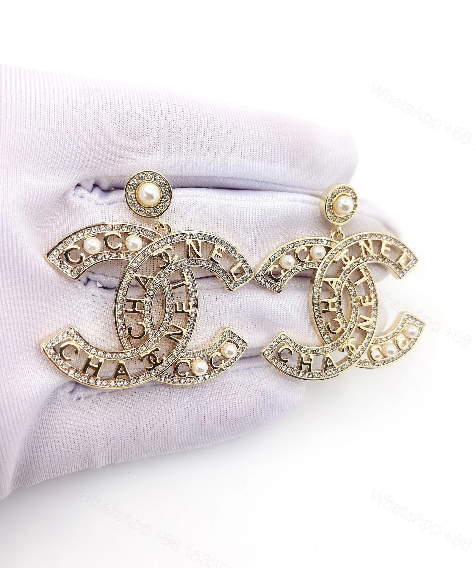 EN – Lux Earring Chanel 027 — view 1