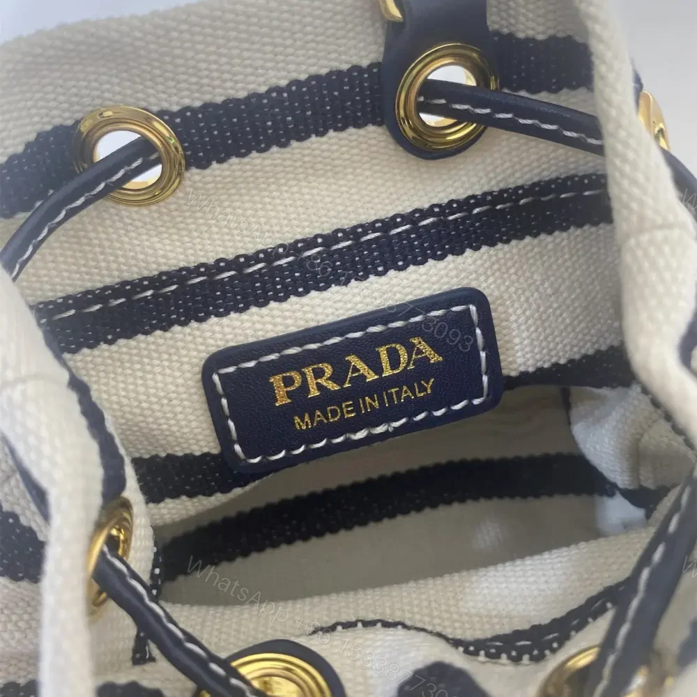 View 9 of 高仿Prada*Mariner系列1NR16H水桶包藍黑Mini免檢版