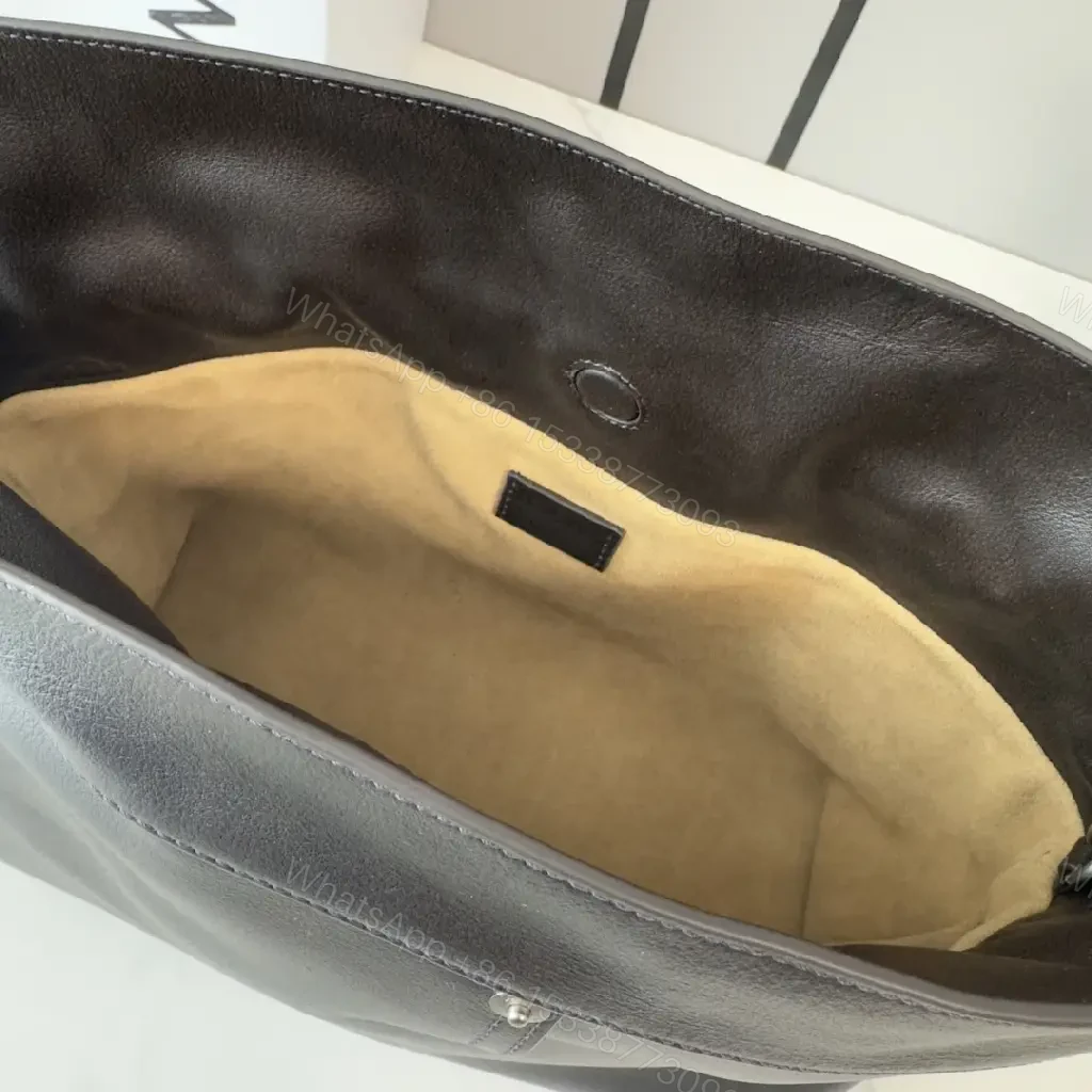 View 9 of Minimalist Leather Bag – Structured, Durable Everyday Carry