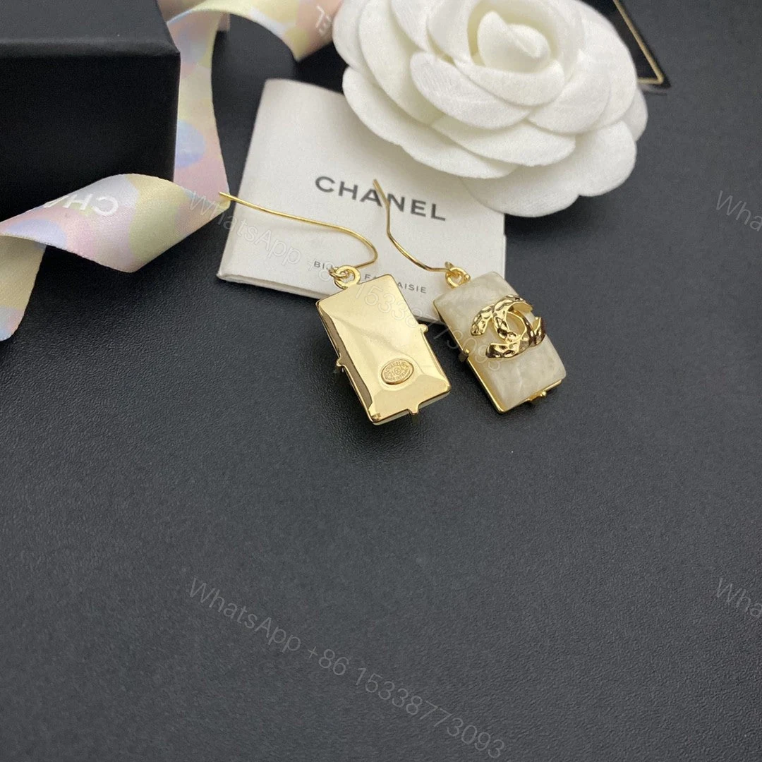 View 7 of EN – Lux Earring Chanel 026