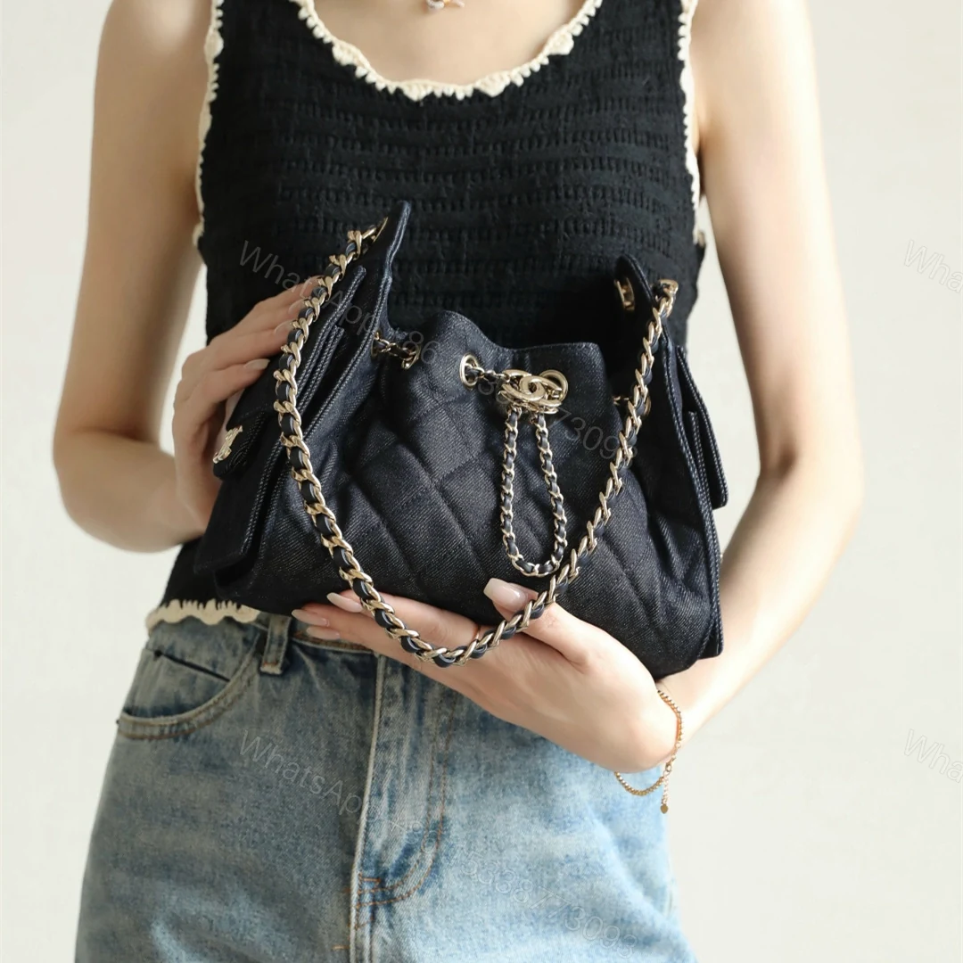 View 22 of 高仿Chanel*26P/25Bag系列AS5631水洗牛仔布手袋Mini黑色免檢版