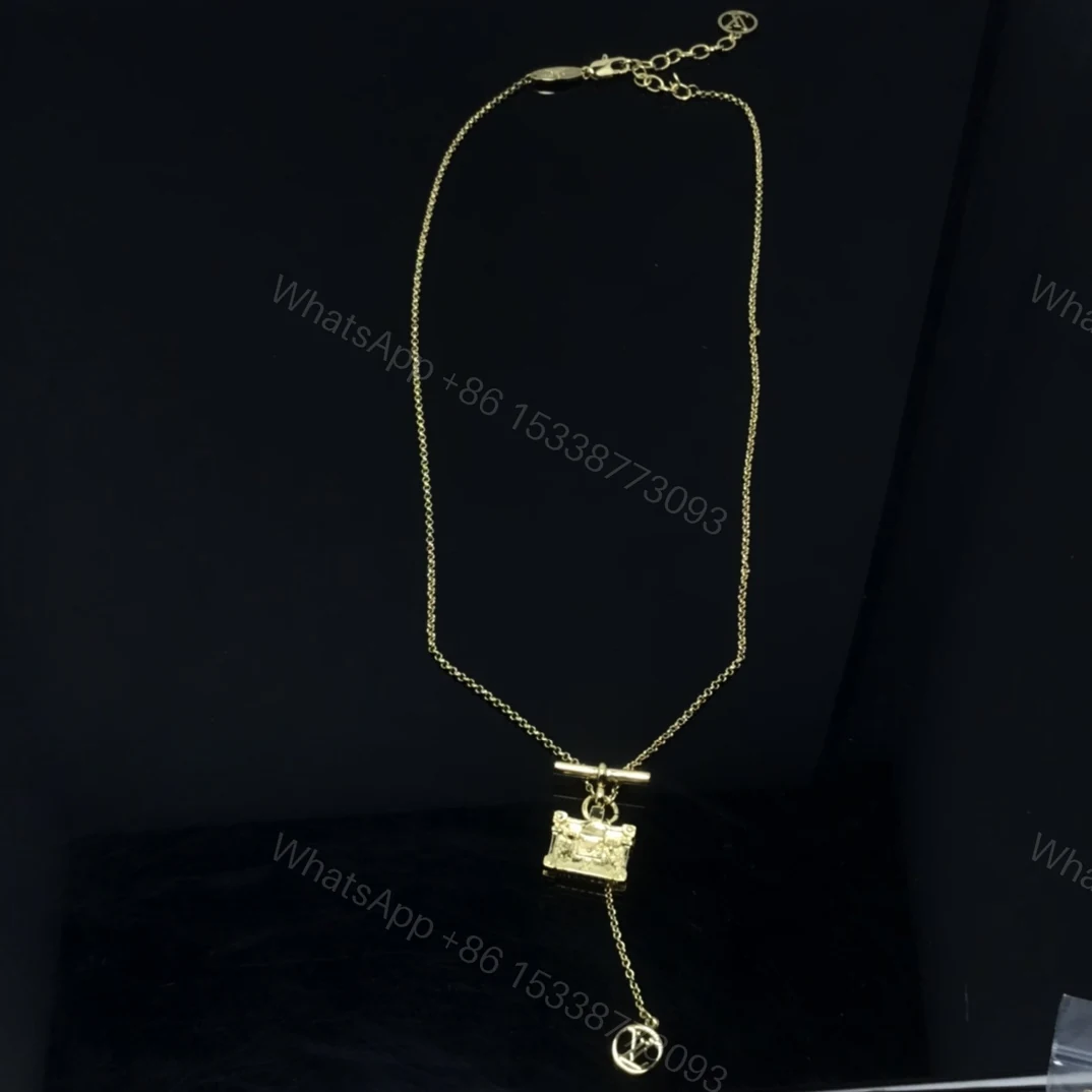 View 3 of EN – Lux LV Necklaces 069