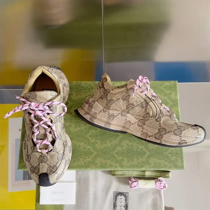 View 5 of MEN’S GUCCI RUN SNEAKER – GC140
