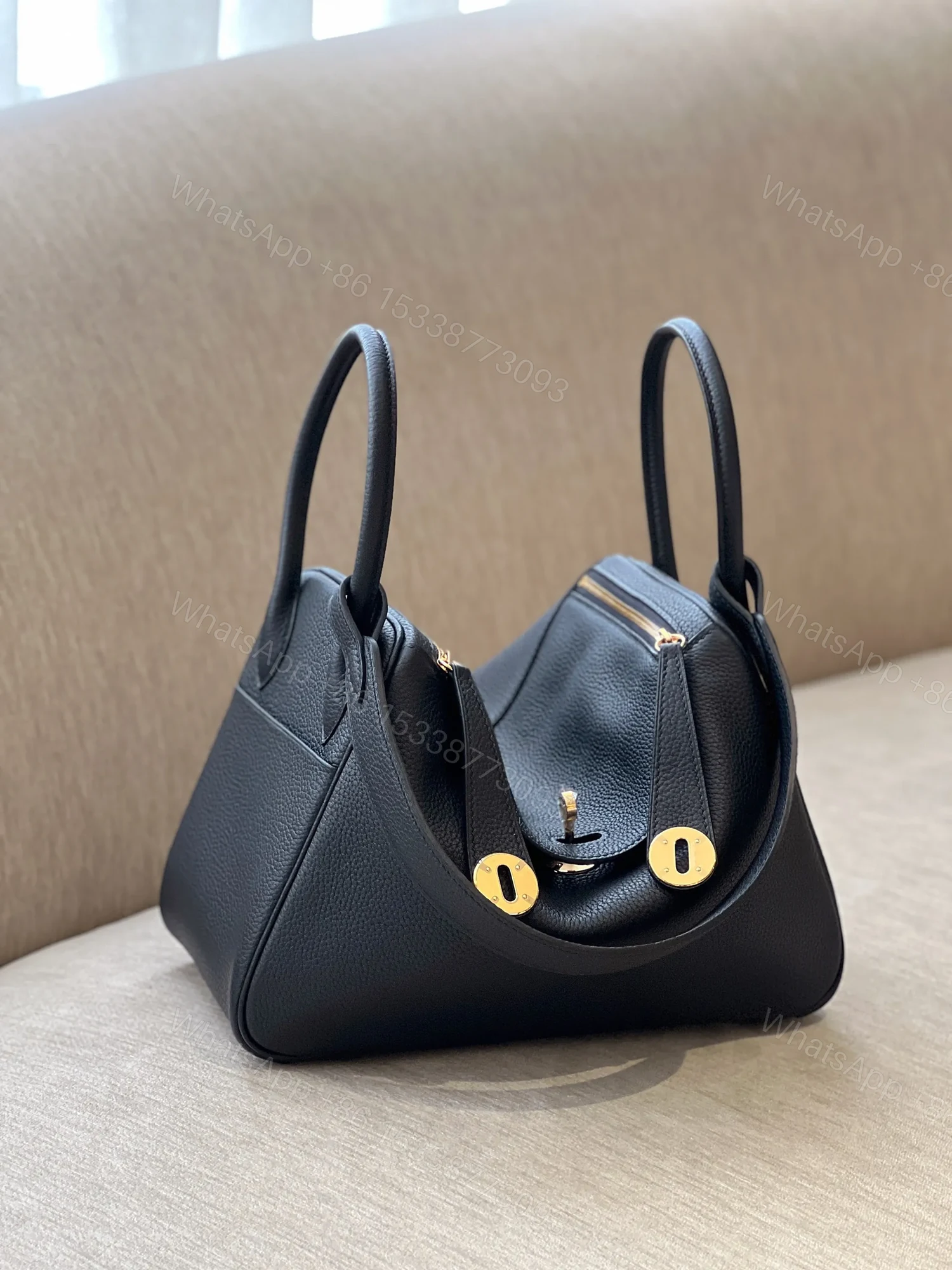 View 7 of HN Lindy 26 Black Gold Hardware