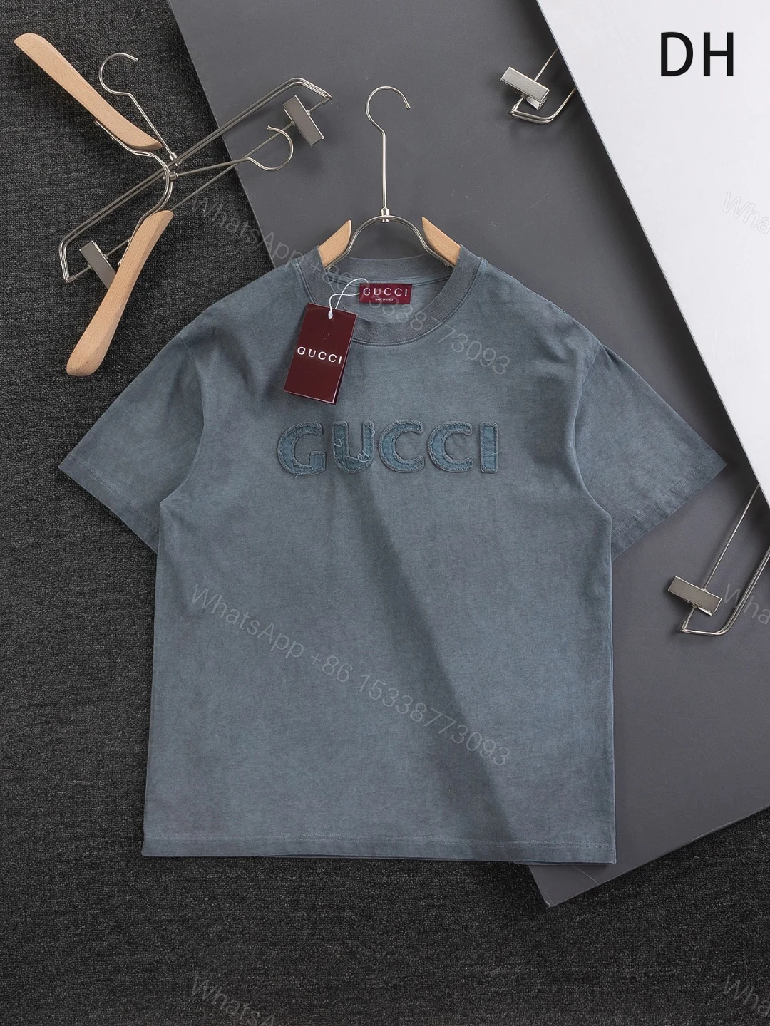Gucci高仿短袖T恤男士水洗藍立體刺繡LOGO時尚感十足 — view 1