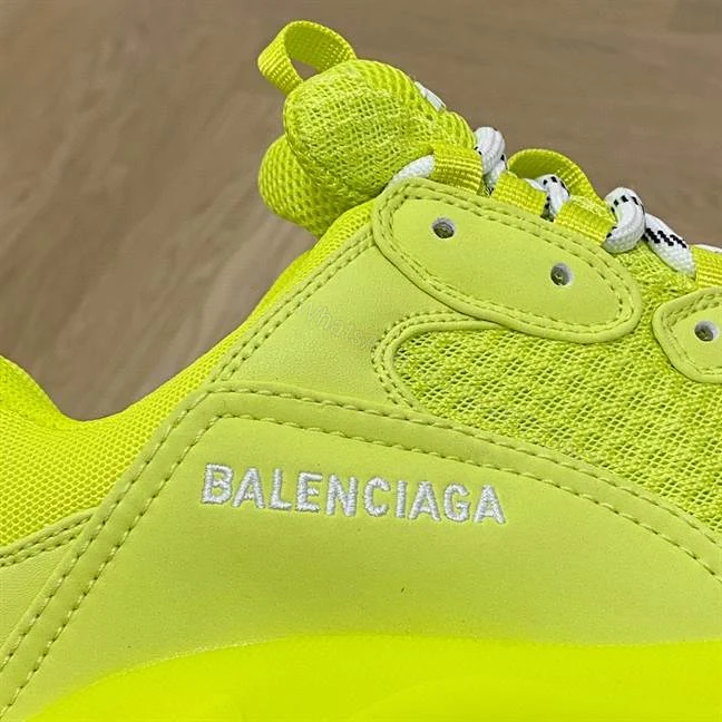 View 4 of BALENCIAGA MEN’S TRIPLE S SNEAKER CLEAR SOLE – BB185