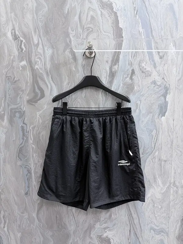 Black Nylon Tech Shorts Lightweight Balenciaga Drawstring Closure Short Pants — view 1
