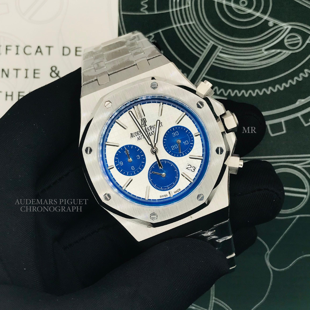 Audemars Piguet Royal Oak Titanium Watch — view 1